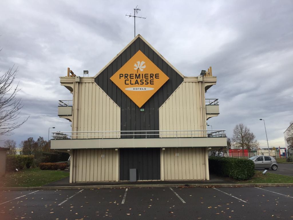 Premiere Classe Bourges Exteriör bild
